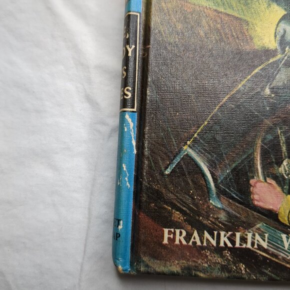 The Hardy Boys Book 4 The Missing Chums - Picture 4 of 4